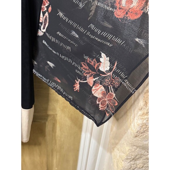 Chico's Travelers By Chicos Geometric Artsy Tunic Top Slinky Black Floral 3 (XL) - Picture 5 of 7